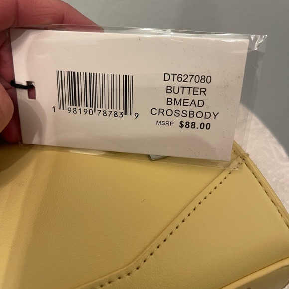 Steve Madden Yellow Satchel with Horse Charm - Picture 5 of 8